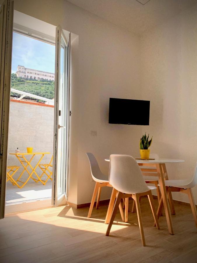 Civico 11 Apartment เนเปิลส์ ภายนอก รูปภาพ