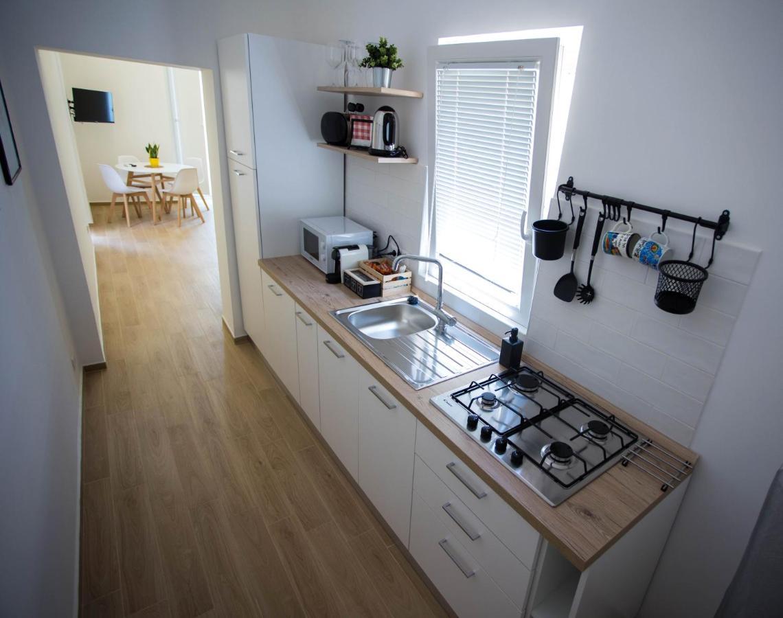 Civico 11 Apartment เนเปิลส์ ภายนอก รูปภาพ